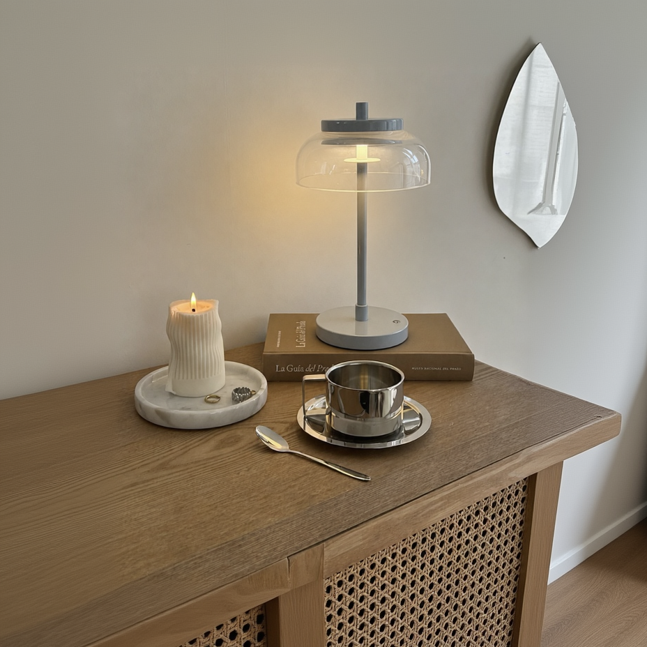 Vinaura Table Lamp