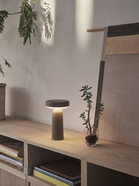 Pebble Table Lamp close-up of smooth matte sand white surface texture