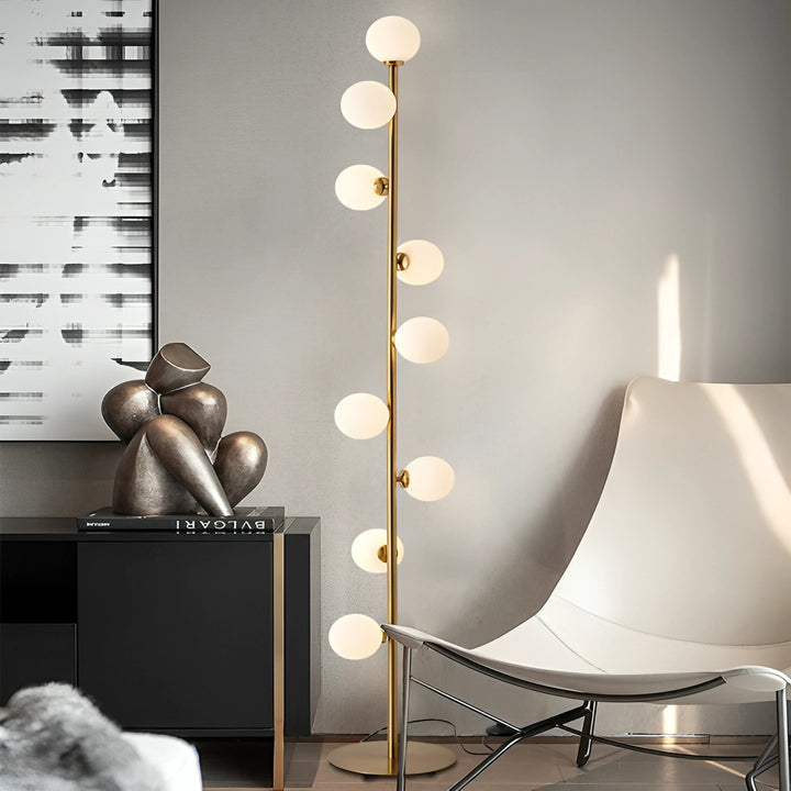 Luminous pearl Lamp La caza Gold floor lamp